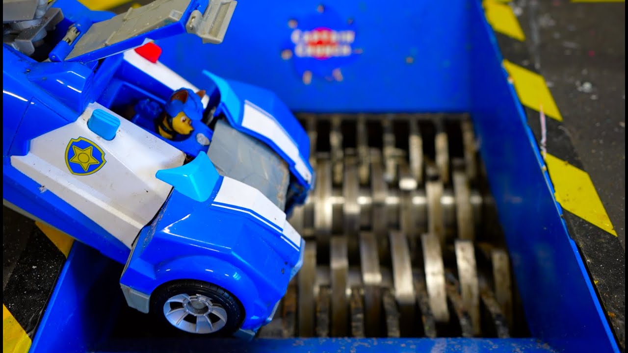 SHREDDER vs PAW PATROL CAR