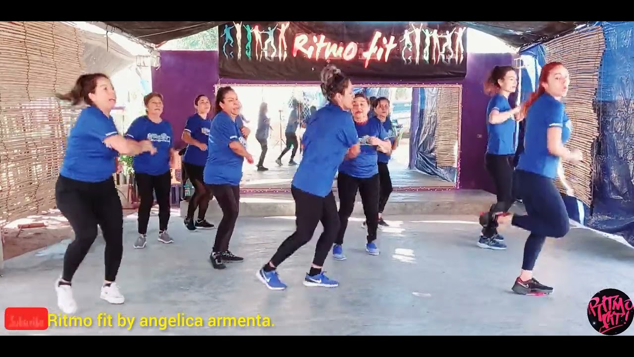 DE REVERSA MAMI - EL SÍMBOLO.👌👌✅#zumbafitness #teamrf #angelica