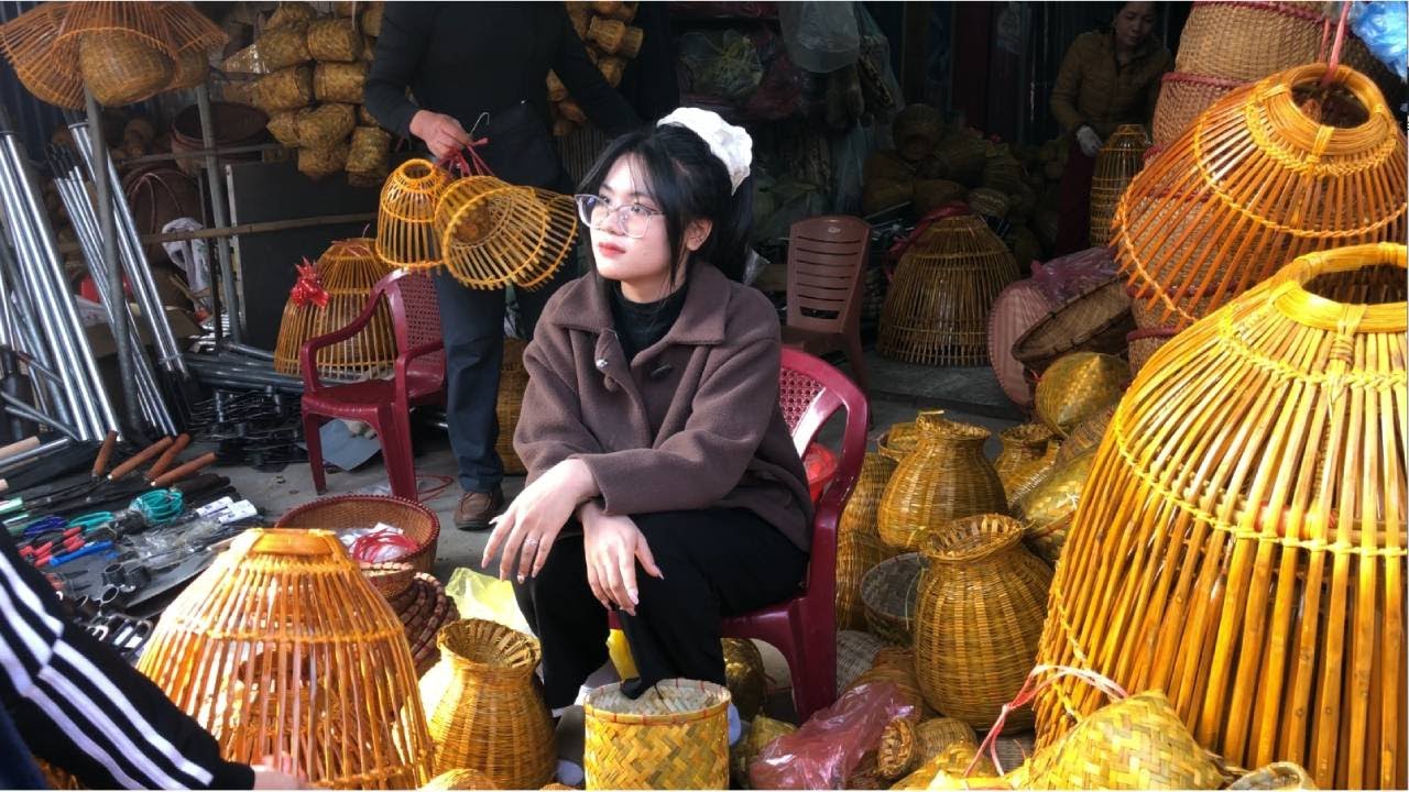 Hàng Vạn Người Đổ Về Chợ Viềng Nam Giang Nam Trực Chiều Mùng 7 Tết 2025 . Mua May Bán Đắt