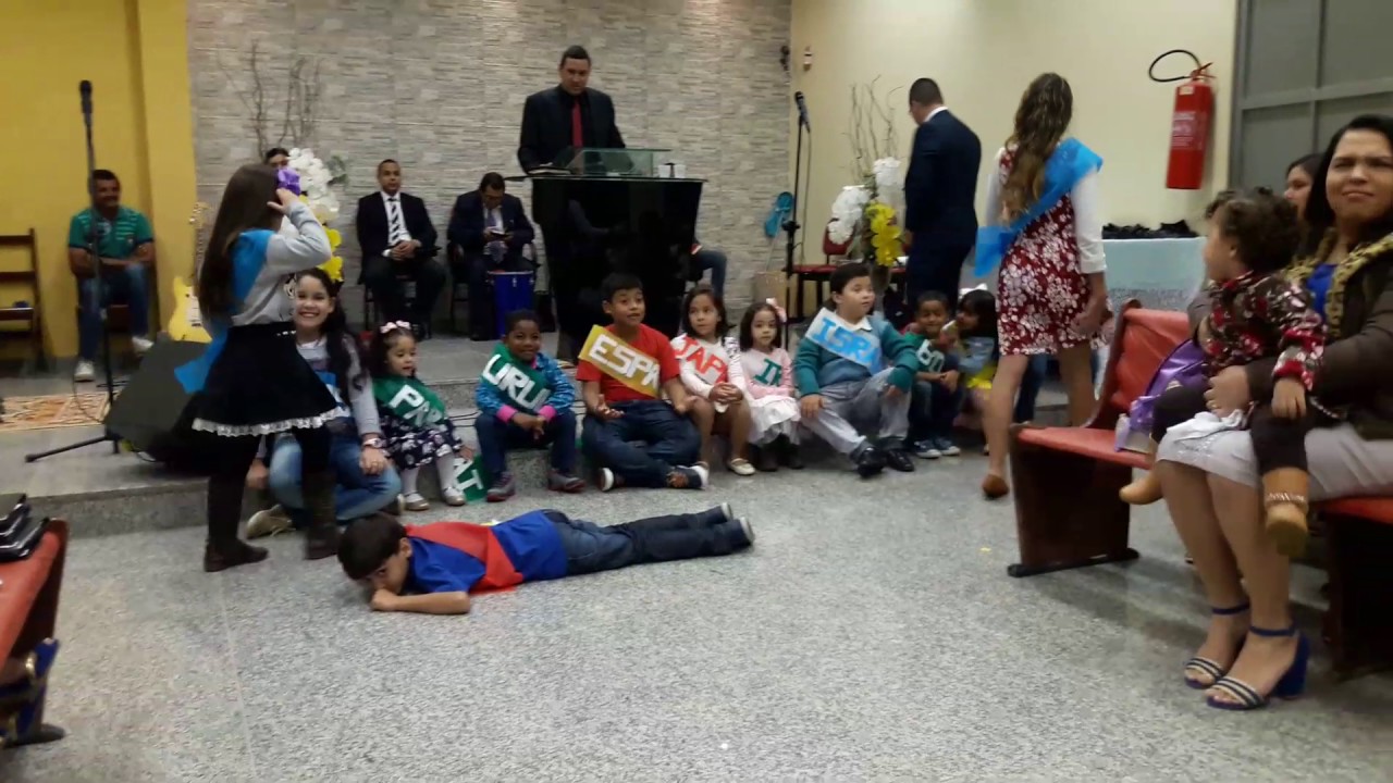 Peça A igreja  adormecida  - versão  infantil
