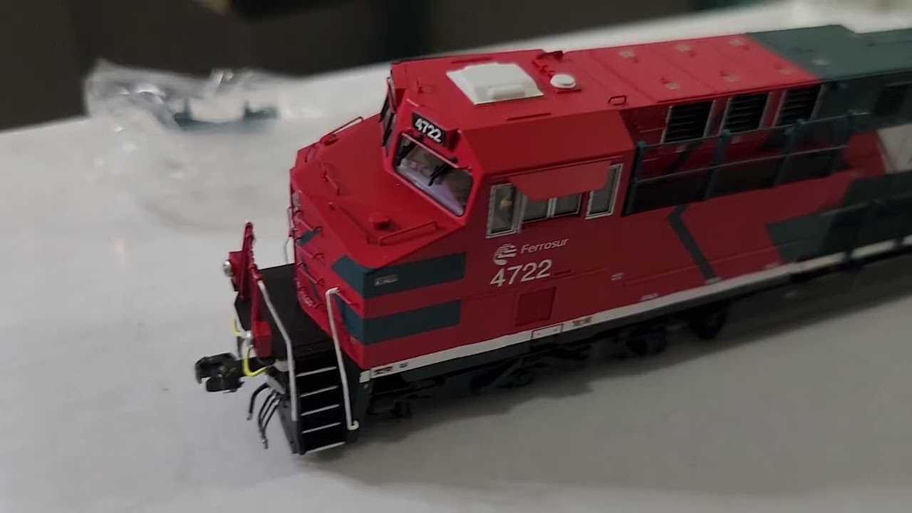 Ferrosur #4722 HO Scale MTH 80-2332-1ES44AC Diesel Engine w/Proto-Sound 3.0 Bench Test