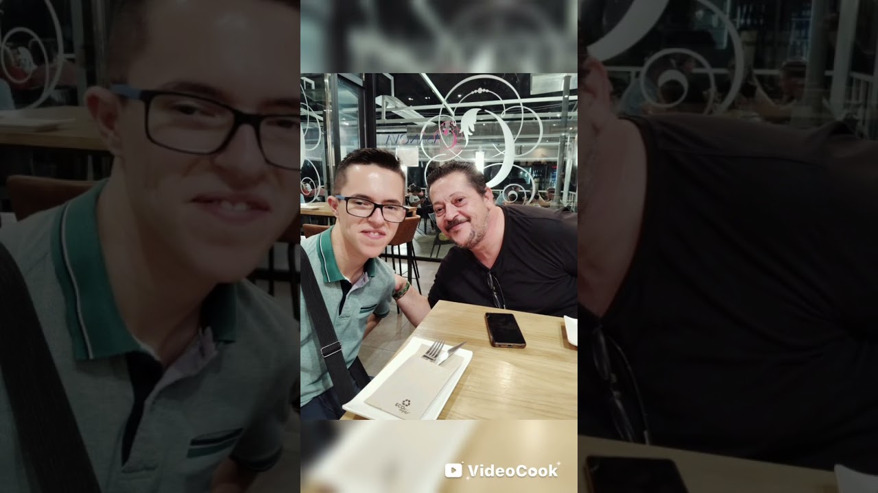 Concierto De Fernando Ucles Hernández En El Centro Comercial Los Arcos En Sevilla 2026 En Directo 