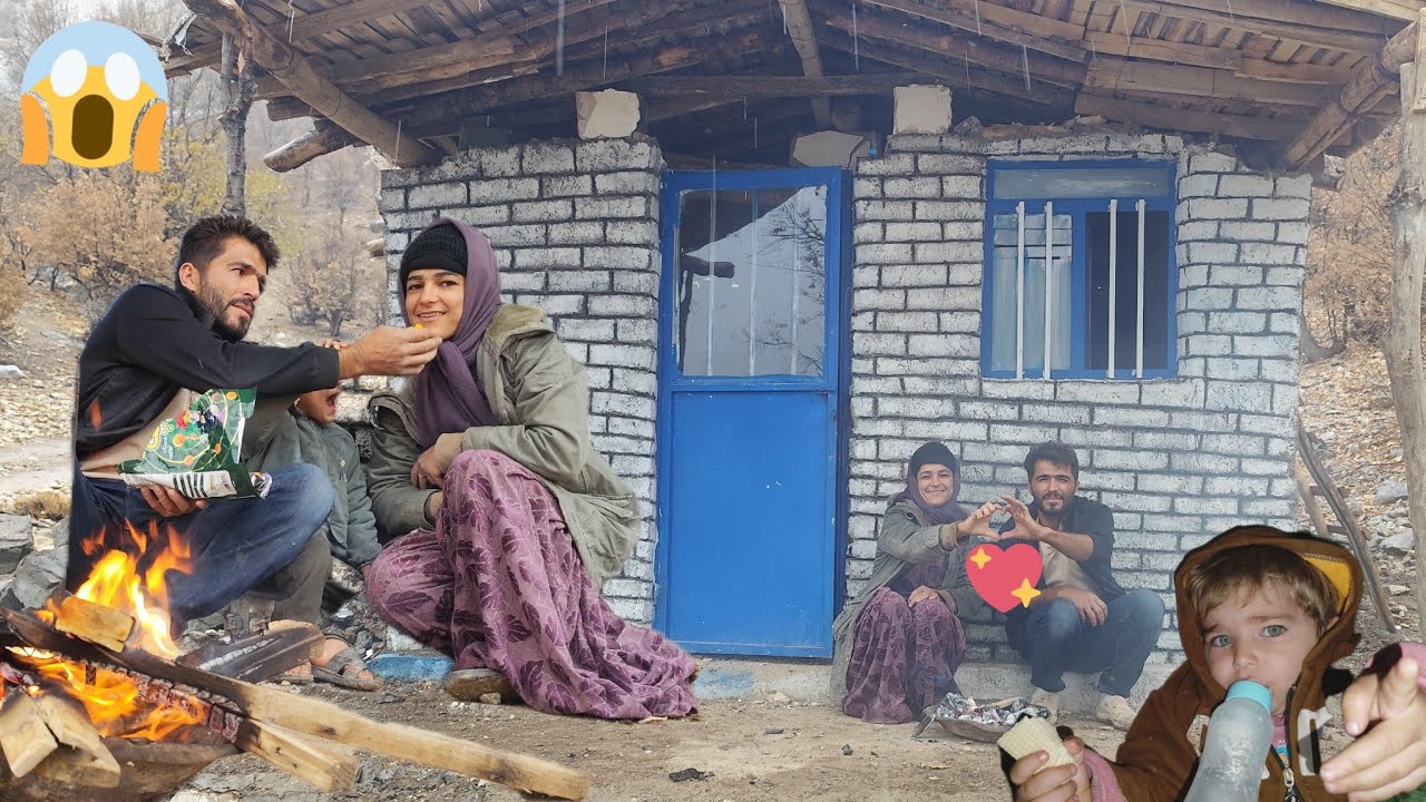 Winter floods threaten Hajar and her sons' cottage: Heavy rainstorm🌊🌧️🥶