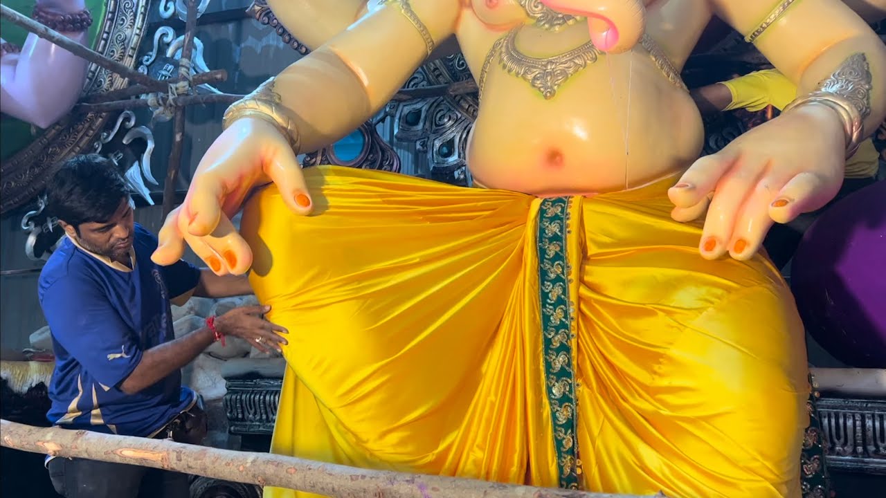 Mumbai Maha Ganpati Dhoti Making Procession | Sri Chowdhary Arts | Ganesh Dhoti Draping Process