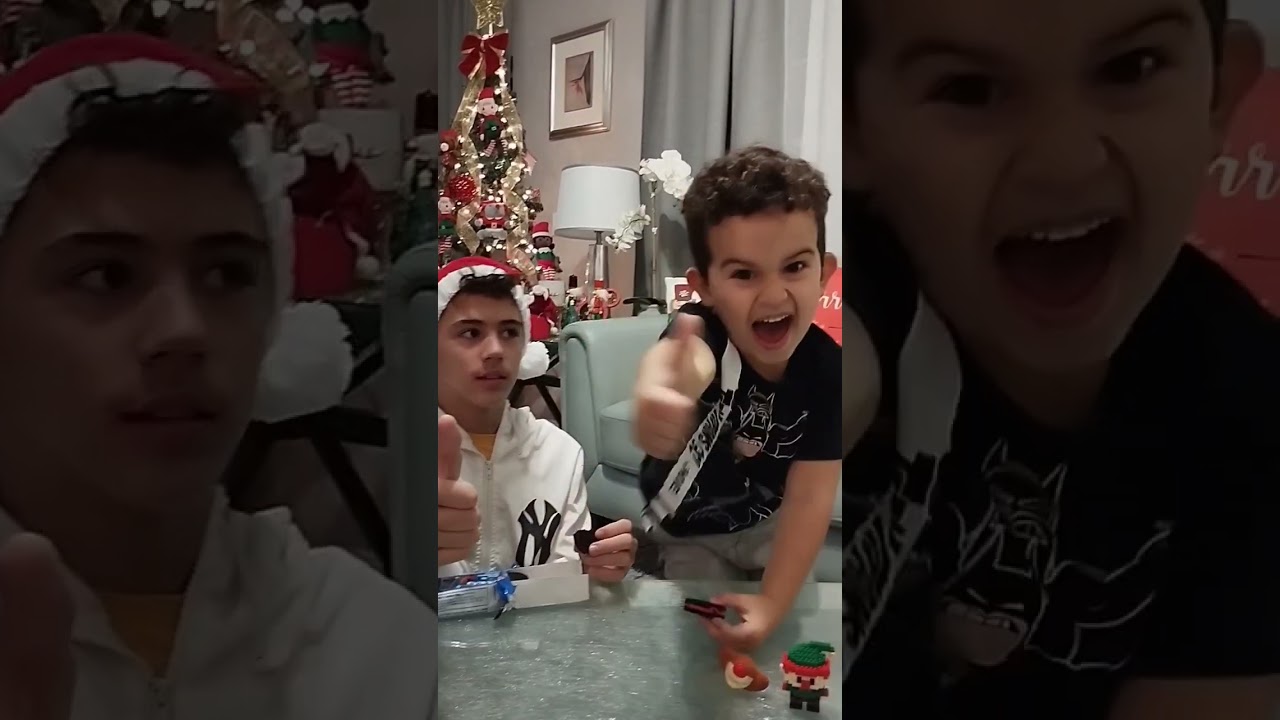 Bora Provar a nova OREO JOY, a edi&ccedil;&atilde;o especial de Natal da @oreo!! 🍪🎅🏽❄️☃️. . . VIDEO COMP NO CANAL!