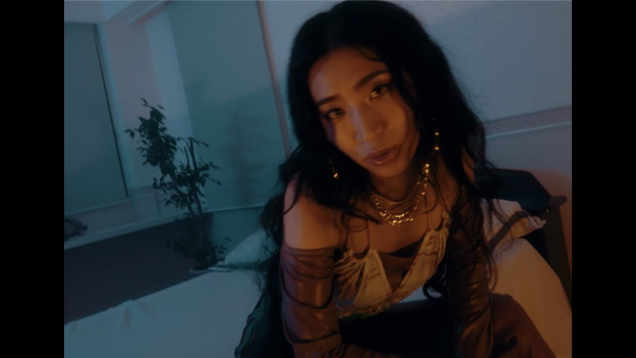 aimi - Lovesick (Official Video)