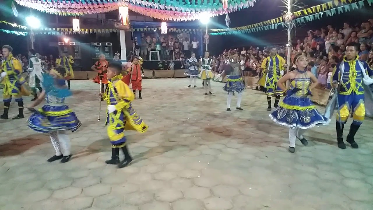 Dança portuguesa coroa de portugal