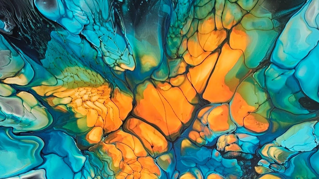314 Fluid Art Lesson #1 learned: Sometimes You Have To Go With Your Gut / Black or White Background?