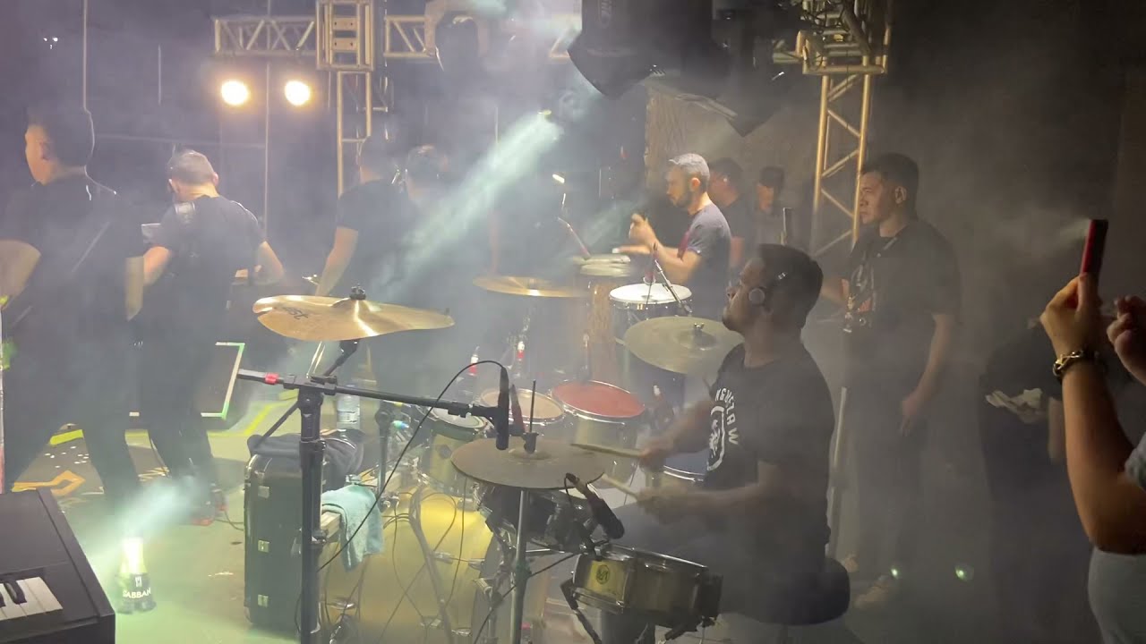 ABERTURA DO SHOW DO JÚNIOR VIANA NO ISIDORIO ACOPIARA-CE / JUNIOR VIANA NO PALCO #show