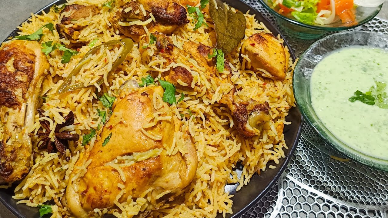 Chicken Tikka Pulao is very tasty and delicious 😋🤤 Try it & Enjoy it! 😊