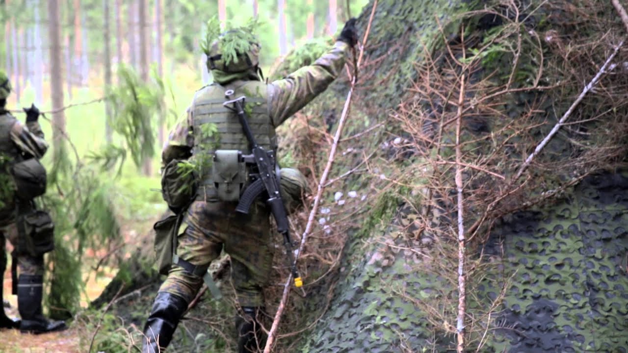 KAAKKO14 - Viestimiehet yhteyksien turvana