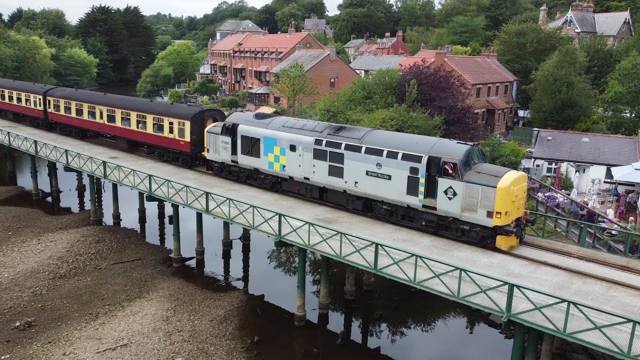 37 688 Great Rocks 2nd ever run to Whitby seen here at Ruswarp #railway #trains #trainspotting