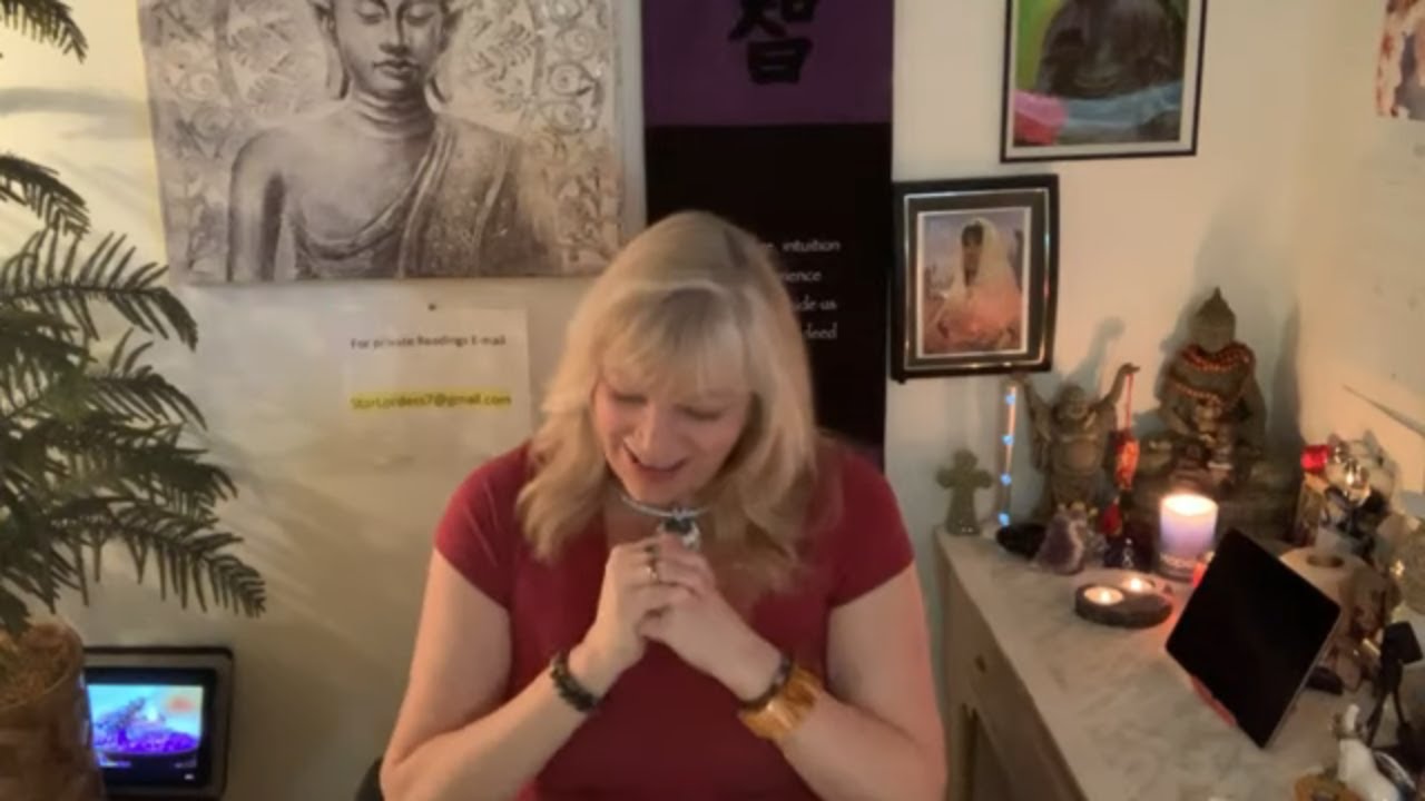 AQUARIUS. THINGS ARE BECOMING VERY CLEAR! YOU ARE HEADED FOR A BIG VICTORY! MAY 2019 Monthly