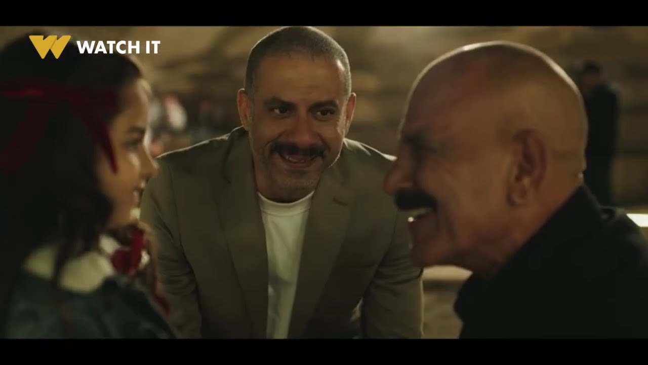 أدهم عرض لوحاته.. وعيلة نبيلة راحوا عشان يفرحوا معاه بنجاحه👏❤#أب_ولكن