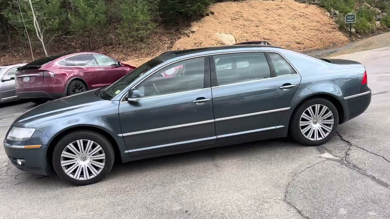 2005 Volkswagen Phaeton V8 - fresh timing belt service and more.