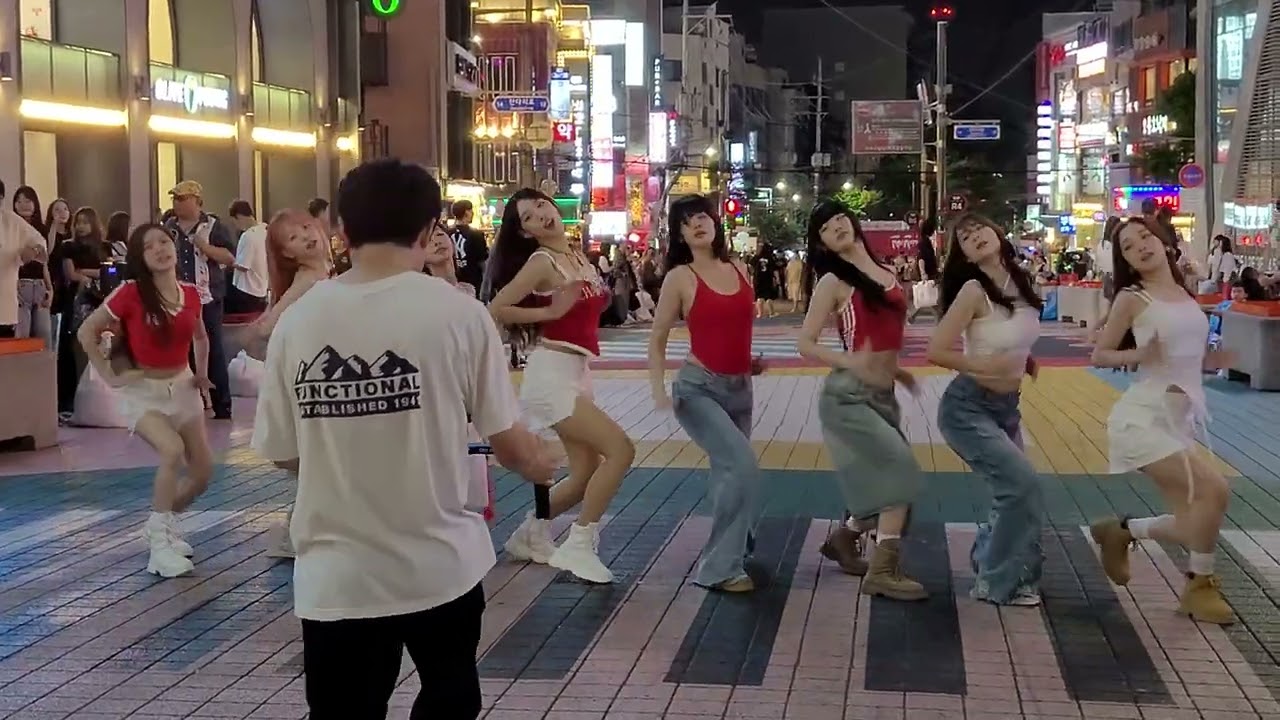 2024.09.08/AB 여기서요?/프로미스나인 fromis_9 - Supersonic/홍대거리
