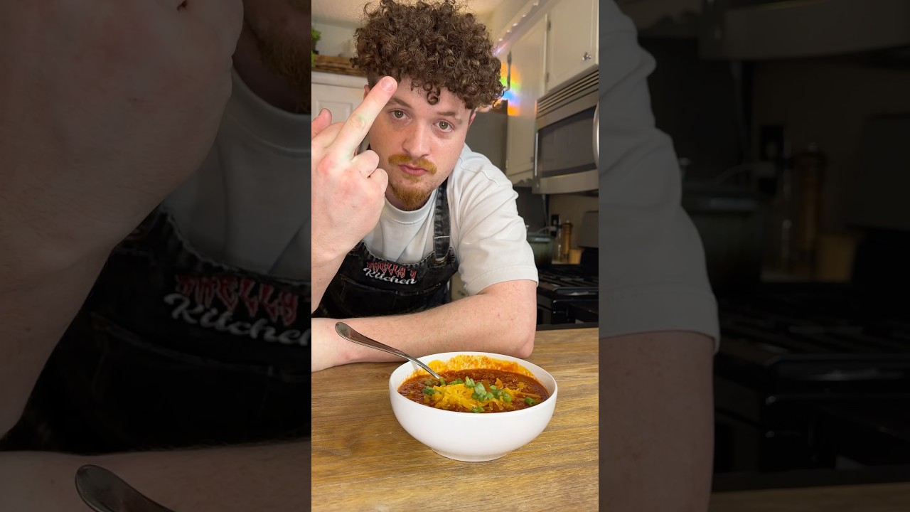 Sum good chili.