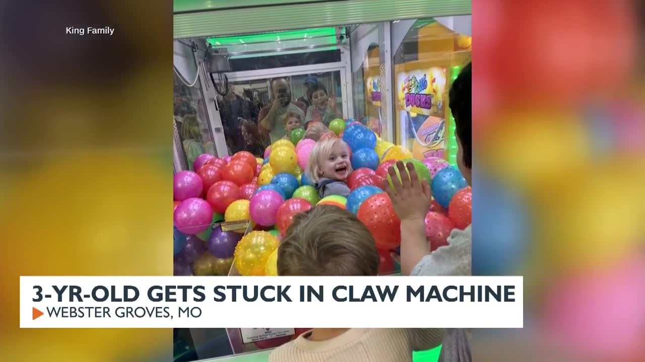 3 Year Old Stuck in Claw Machine