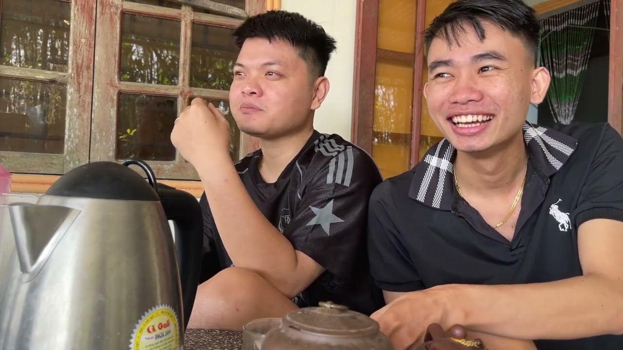 Ngày Thường Trên Mảnh Đất Quen