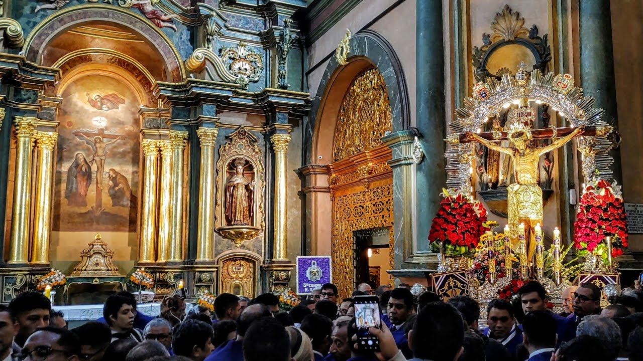 SEÑOR DEL SANTUARIO DE SANTA CATALINA INGRESA AL MONASTERIO DE LAS NAZARENAS - 07.09.2024