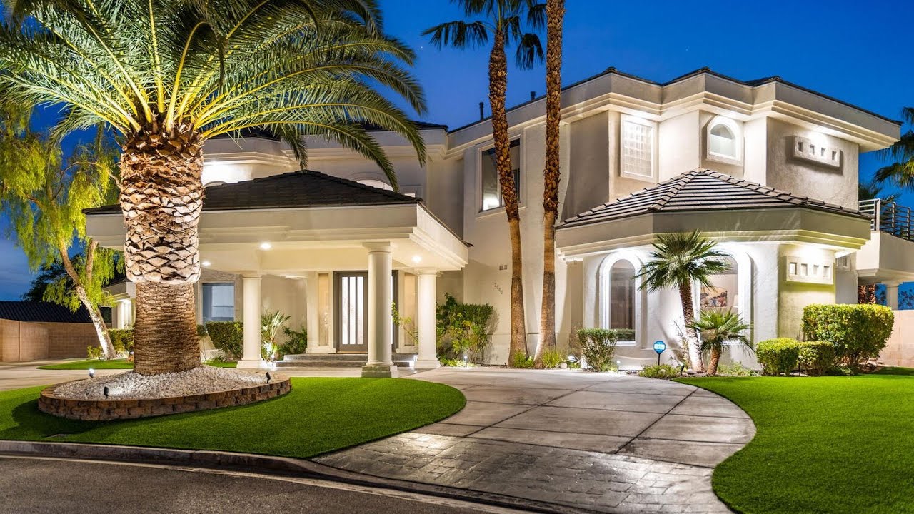 This $2.5M Luxury Home in Las Vegas with full Strip View is truly a one of a kind designers dream