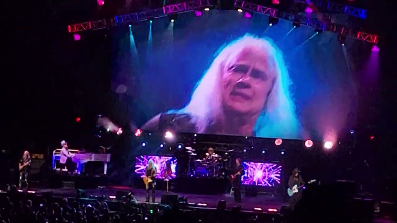 Lynyrd Skynyrd's 'Freebird' Song in Concert 🎶 Live at Budweiser Stage, Toronto 🎸 08/27/23