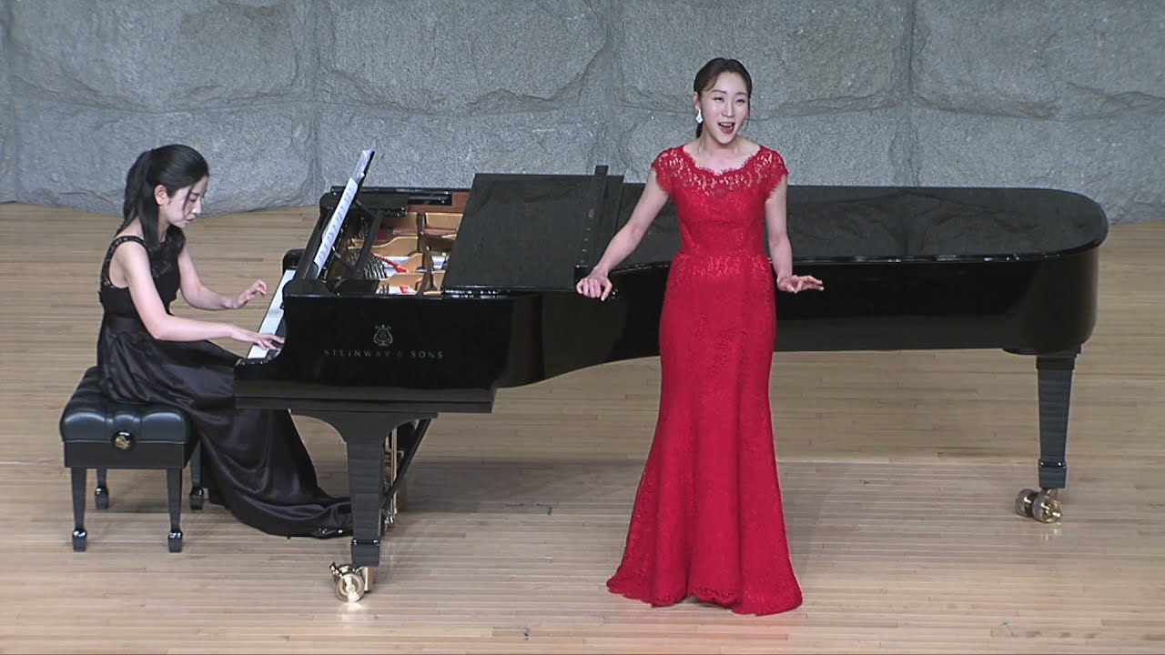Soprano, Eun Kim, 소프라노 김은 - J.Rodrigo, Cuatro madrigales amatorios, ¿Con qué la lavaré?