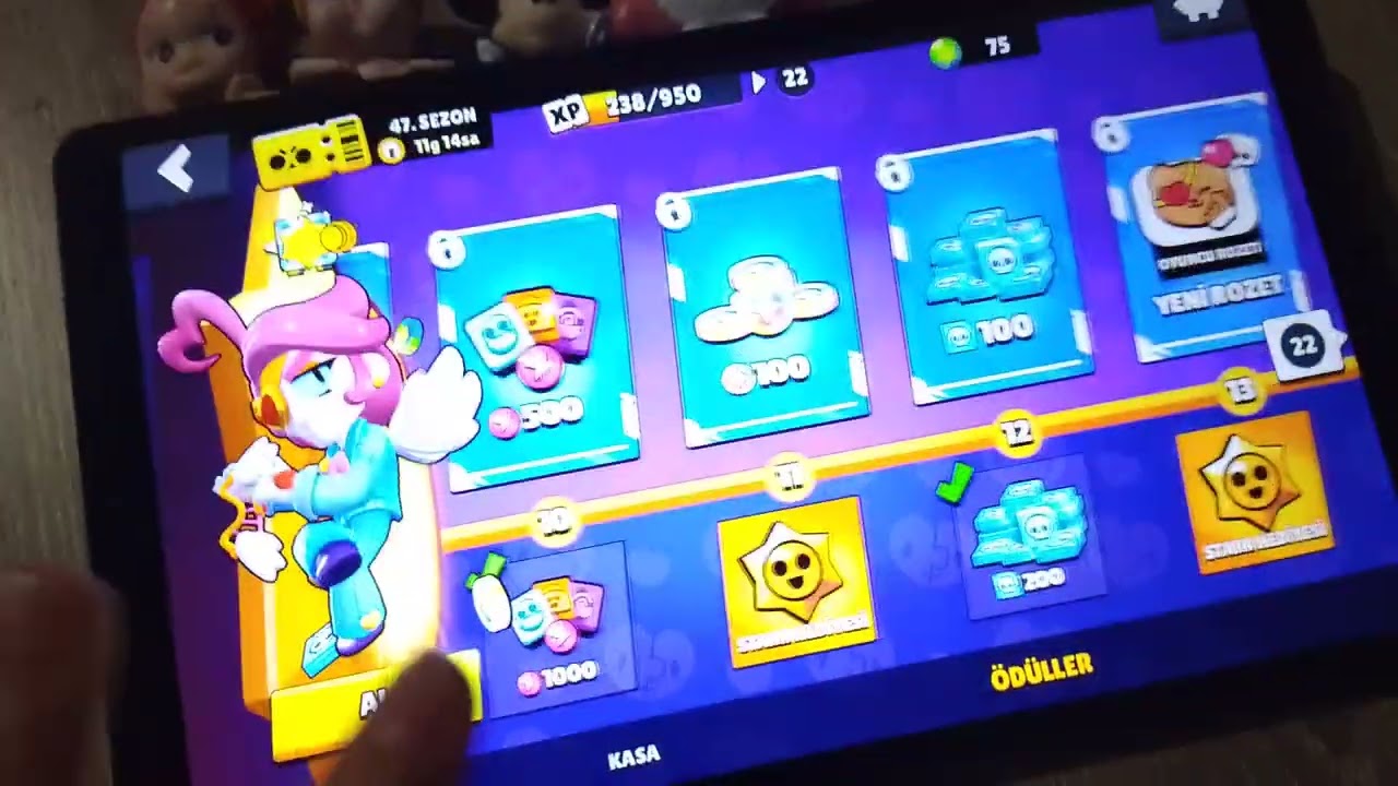 Oyunda görevler kasıp açtık ilk videom biryanda sesim kesilip gelmemiş kusura bakmayın🥲
