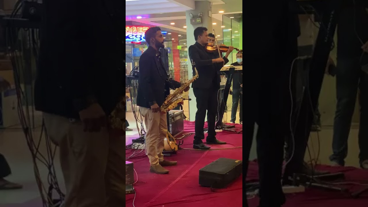 (Live) KCC (kandy city center) #kcc #violin  #sexophone