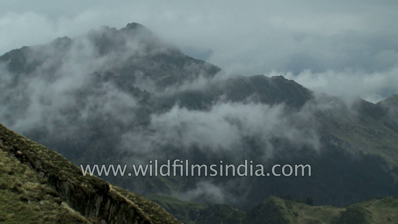 Monsoon clouds move in over the western Himalaya - Time lapse