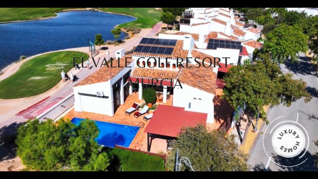 Front line Golf, Beautiful 5-Bedroom Villa with Private Pool at El Valle Golf Resort - Murcia