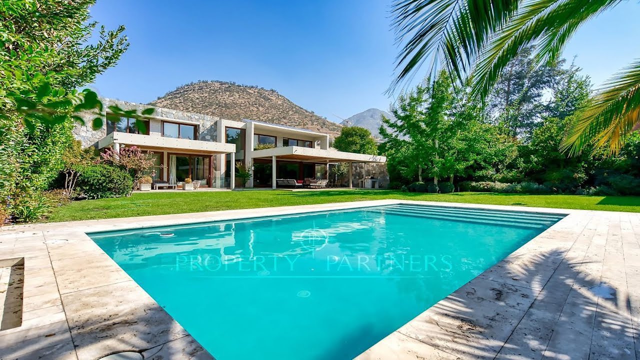 Espectacular casa mediterránea, sector Golf de Manquehue