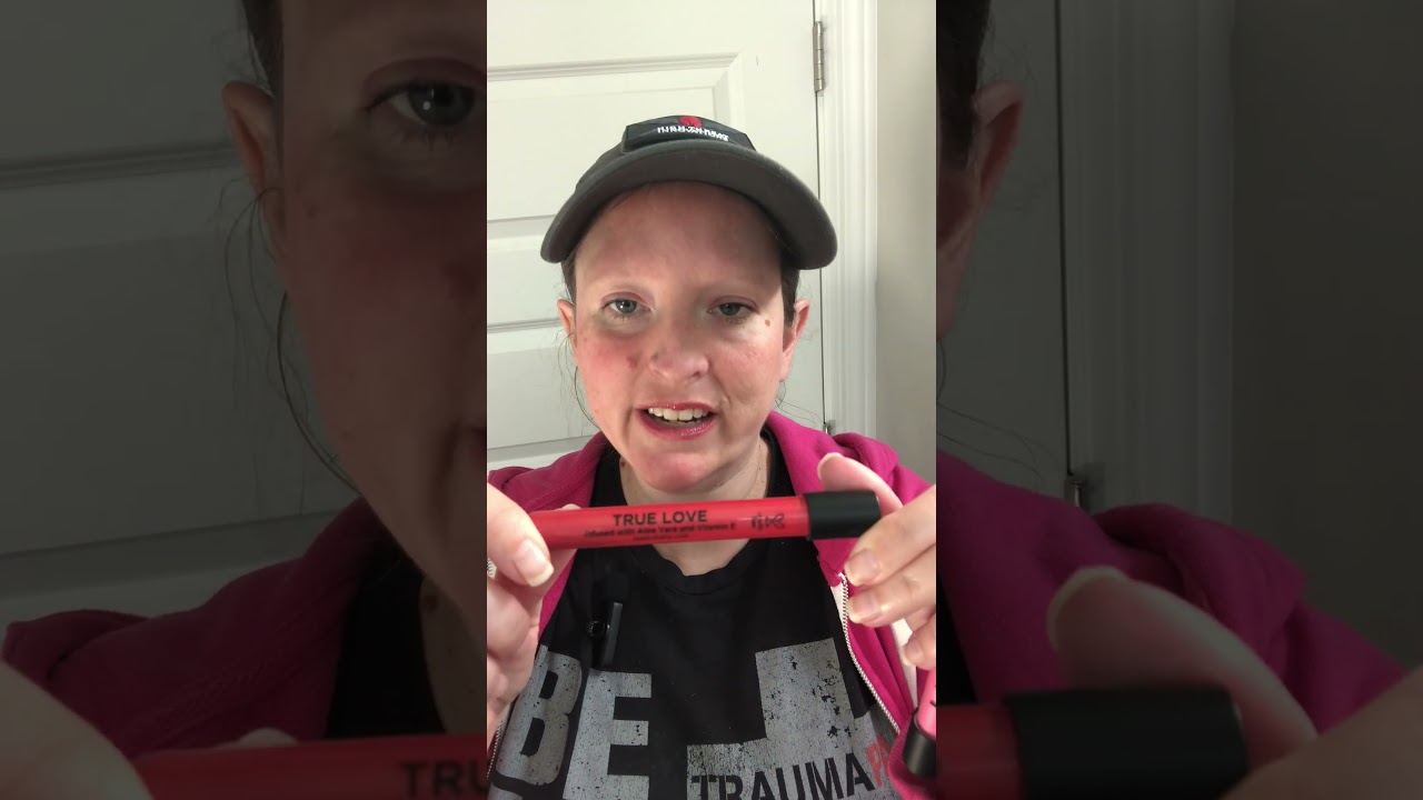 I’m a lip gloss girly and I love the shany lip gloss from Shany