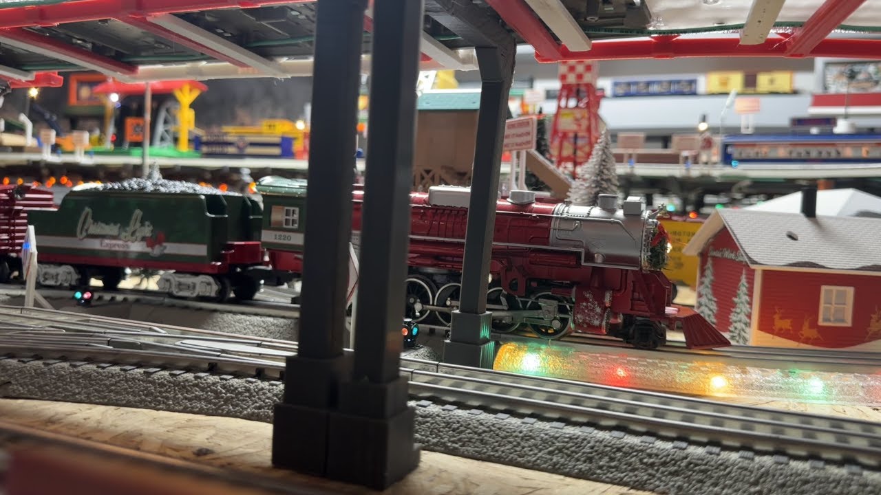 Lionel Christmas Light Express Run 1