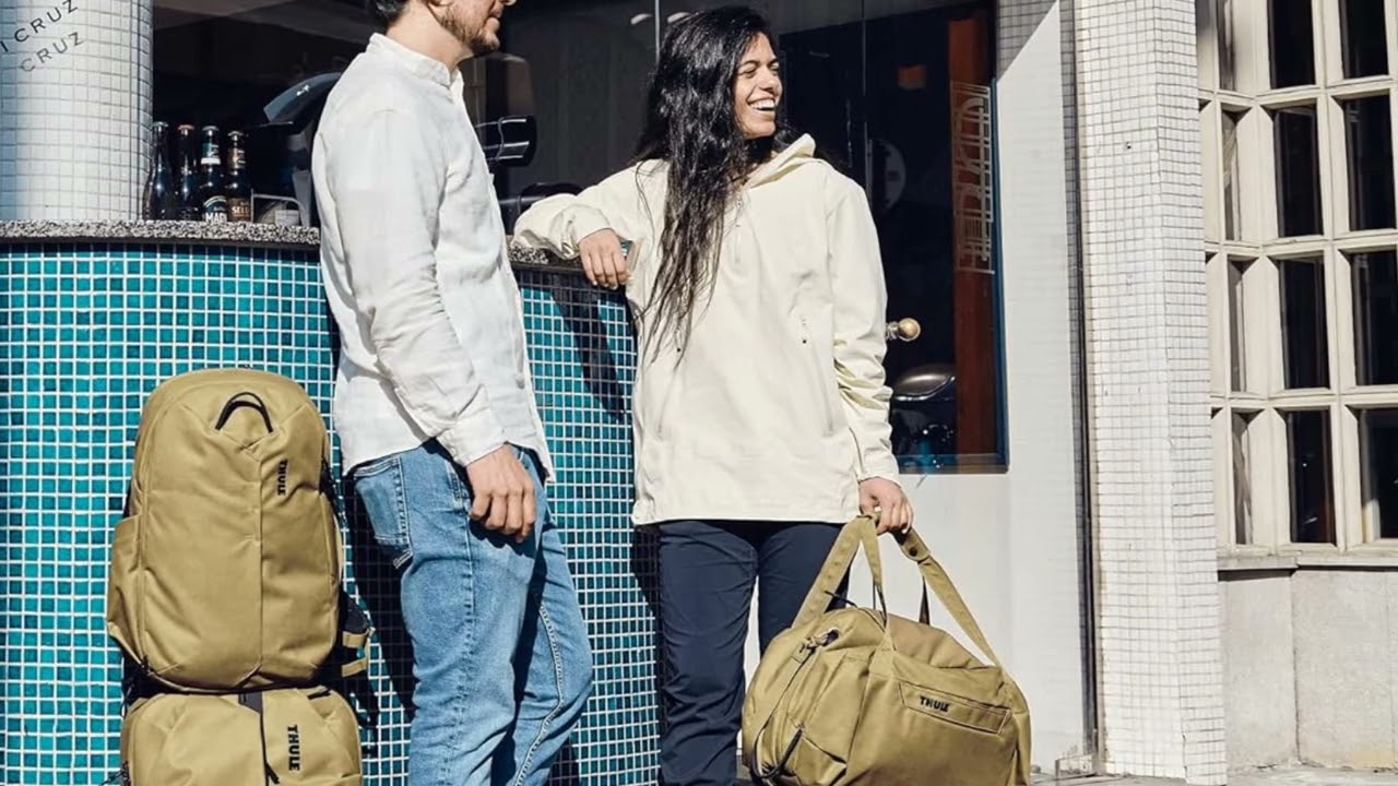 🧭 Thule Aion Carry-On Spinner | Premium Travel Tech & Style!