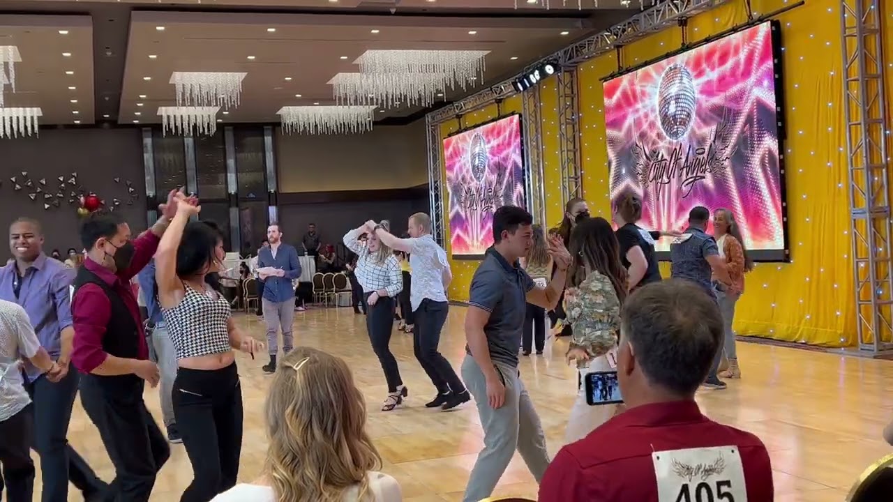 City of Angels - 2022 - JnJ - Novice - Semis - Song 2/3 (WCS)