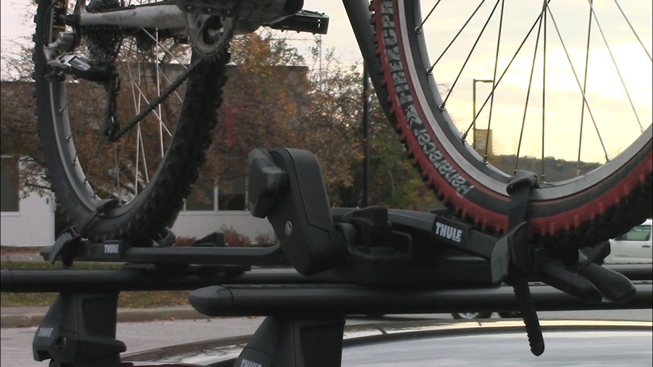 Thule 598004 ProRide XT Upright Bicycle Carrier for Car Roof Racks