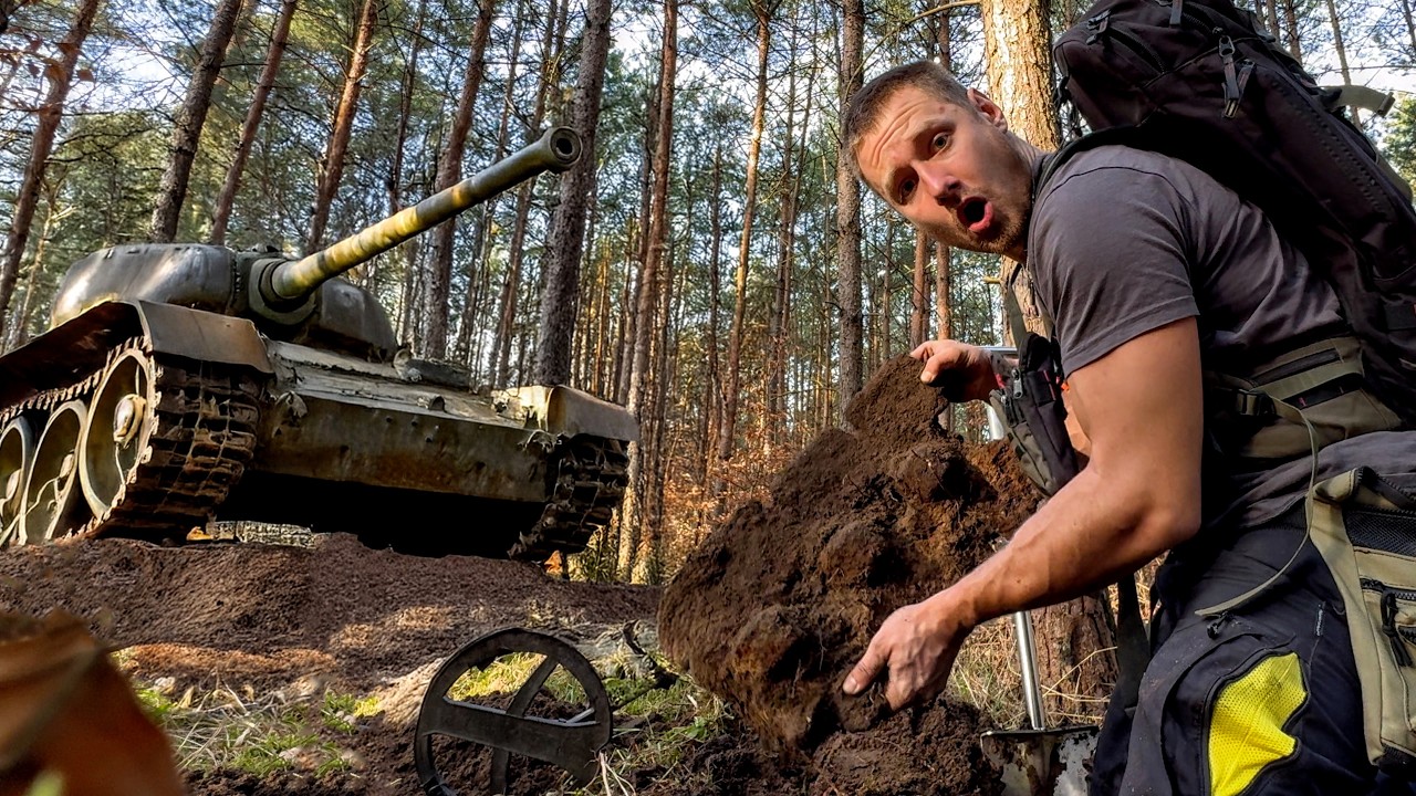 WW2 Panzer Teile & weitere Weltkriegs Überreste mit Metalldetektor gefunden!! (Schatzsuche im Wald)