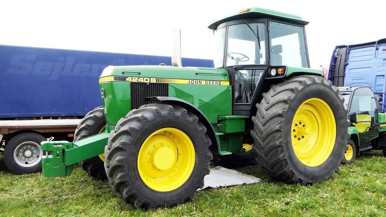John Deere 4240S making fullpulls at 1. DM 2023 in Tractor Pulling at Brande Pulling Arena