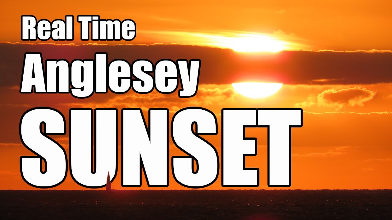 Real Time Sunset from Holyhead Harbour and Breakwater - Setting Over The Irish Sea In October
