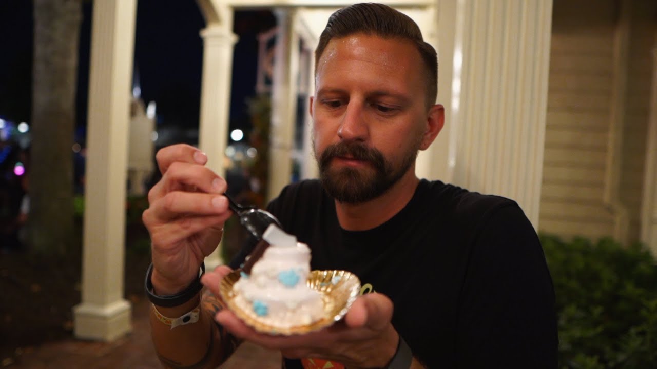 Trying 6 New Treats & Snacks At Mickey's Not So Scary Halloween Party At Disney's Magic Kingdom!