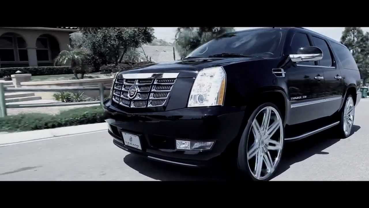 2012 Cadillac Escalade ESV with Lexani 28