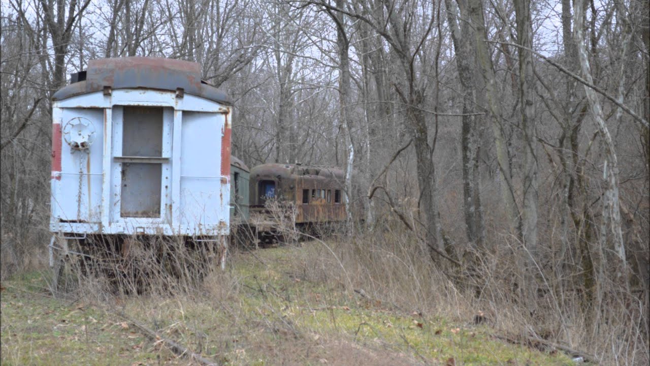 Trains in southern Indiana