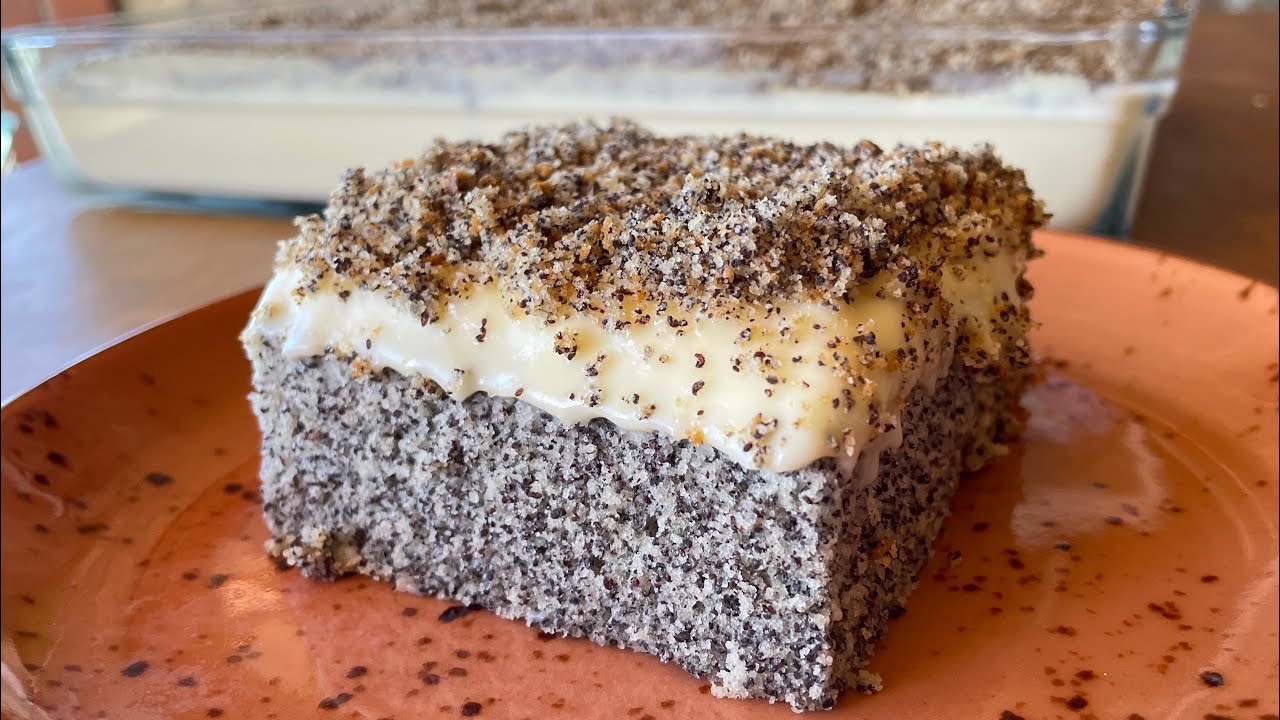 Saftiger Mohn-Pudding-Kuchen 🤩 Locker gebackener Mohnkuchen mit Puddingdecke – schnell und lecker!