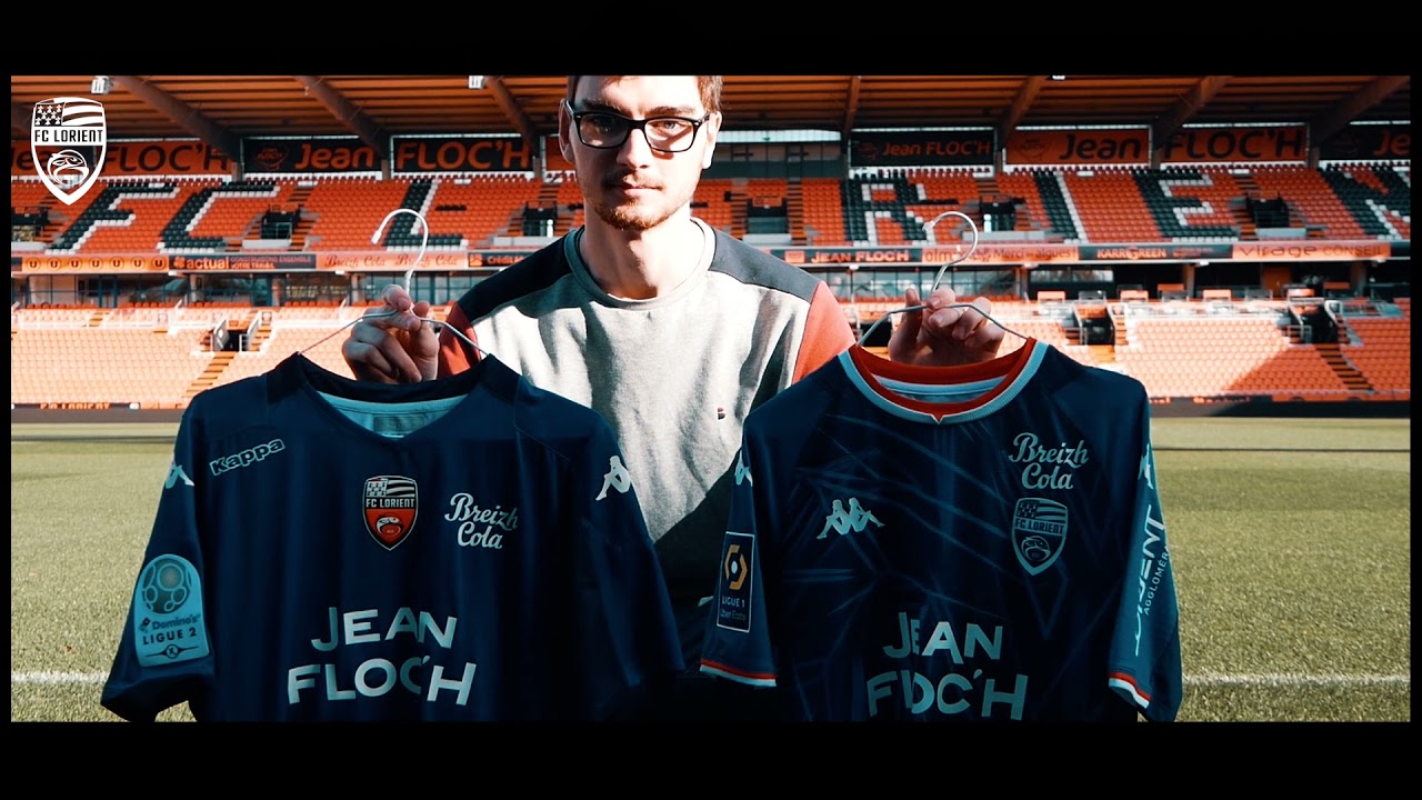 A la rencontre de Clément, collectionneur de maillots du FC Lorient