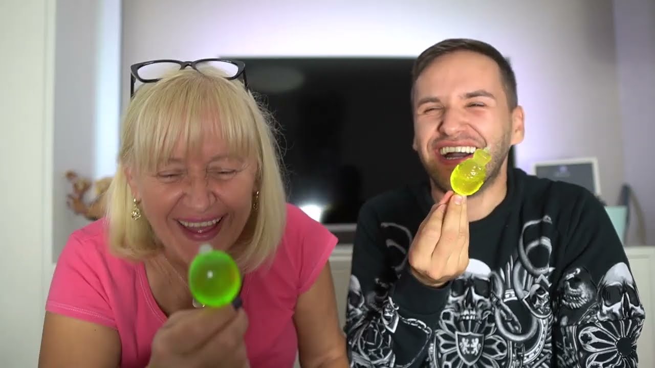 ISPROBAVAMO AMERIČKE SLATKI&Scaron;E - gledaj do kraja 😂