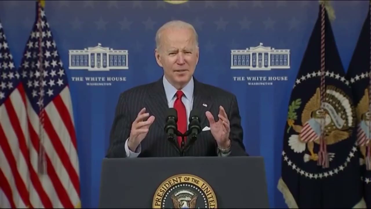 Biden reads &ldquo;end of quote&rdquo; off the teleprompter