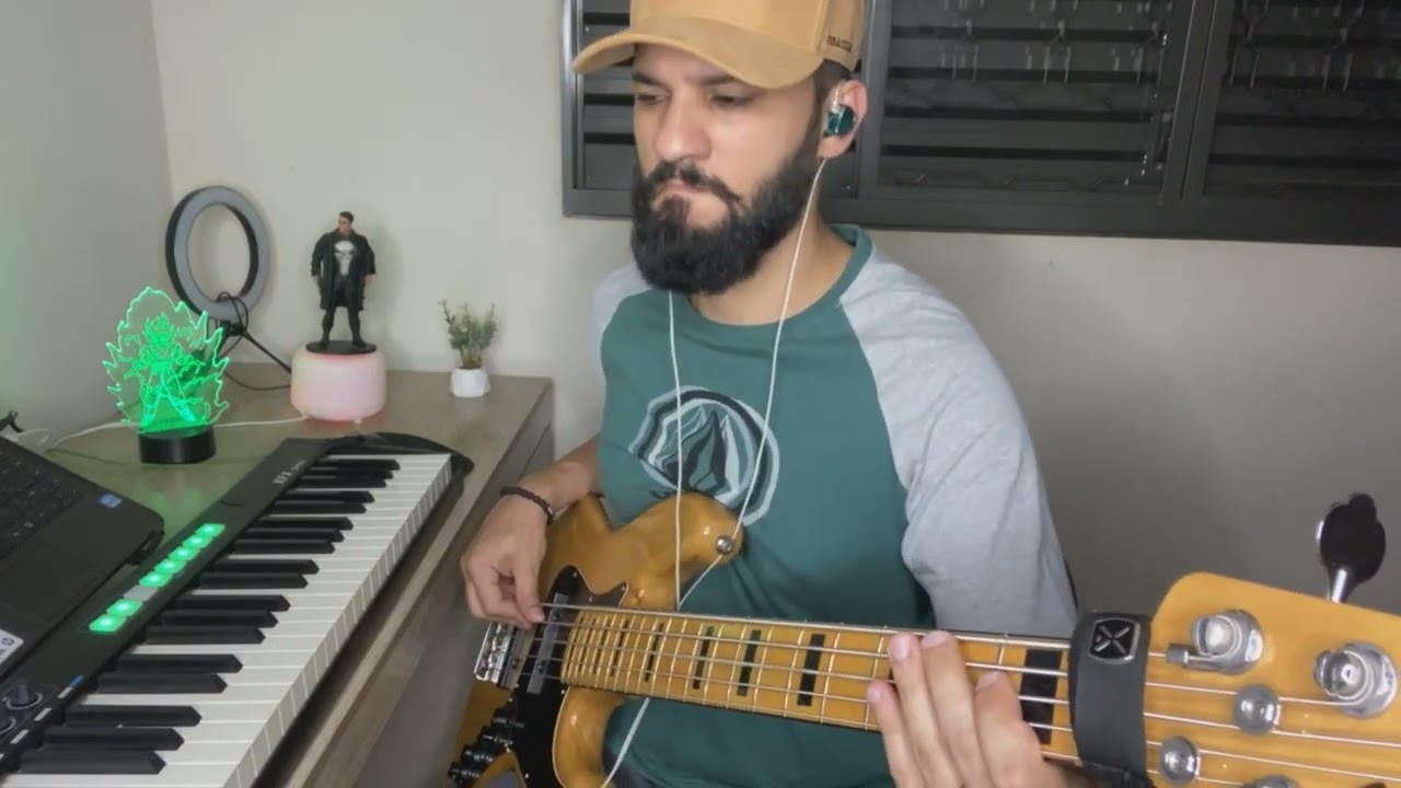 Israel Salazar | És Bem-Vindo - BASSCOVER