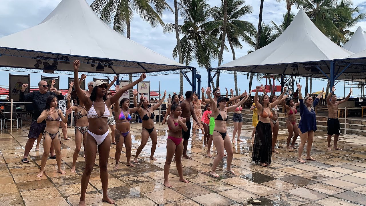 🏝️PRAIA DE  TAPERAPUÃ AXE MOI NESSA QUARTA-FEIRA EM PORTO SEGURO