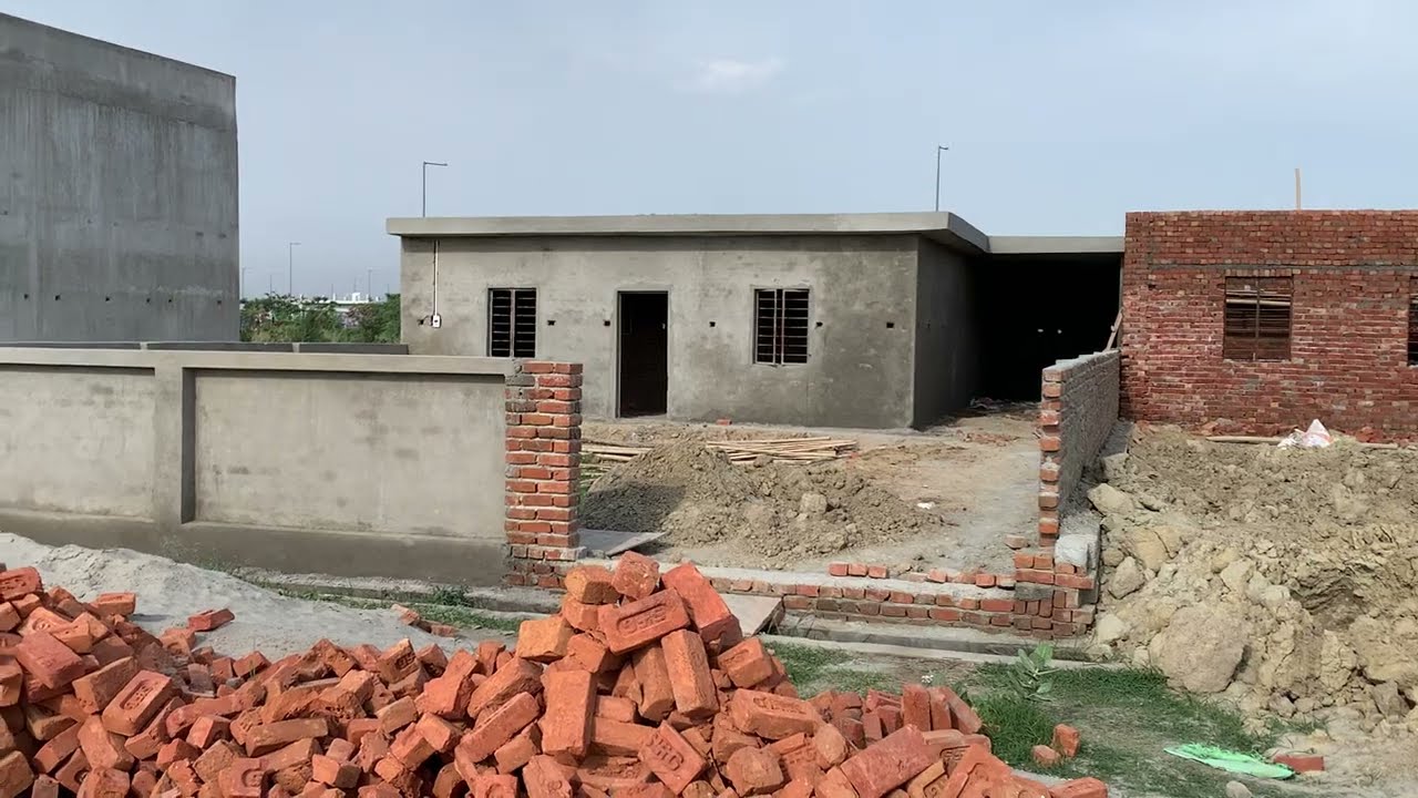 Yeida sector 18 pocket I 272 roof level 9811859100
